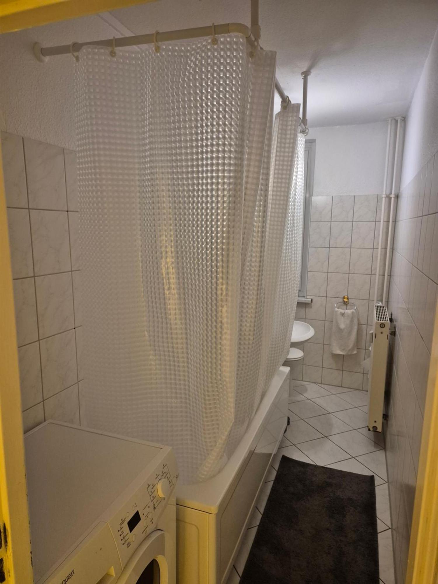 Schoene 3 Schlafzimmer Wohnung Mit 4 Dopplbetten Berlino Esterno foto
